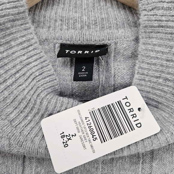 Torrid Vegan Cashmere Turtleneck Tunic Sweater Heather Gray 2 BNWT - Picture 6 of 7